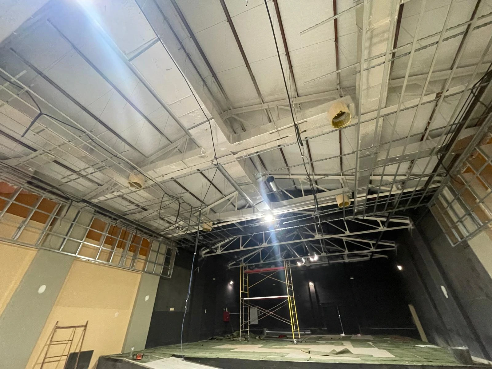 Vista cenital de la iluminación del patio de butacas